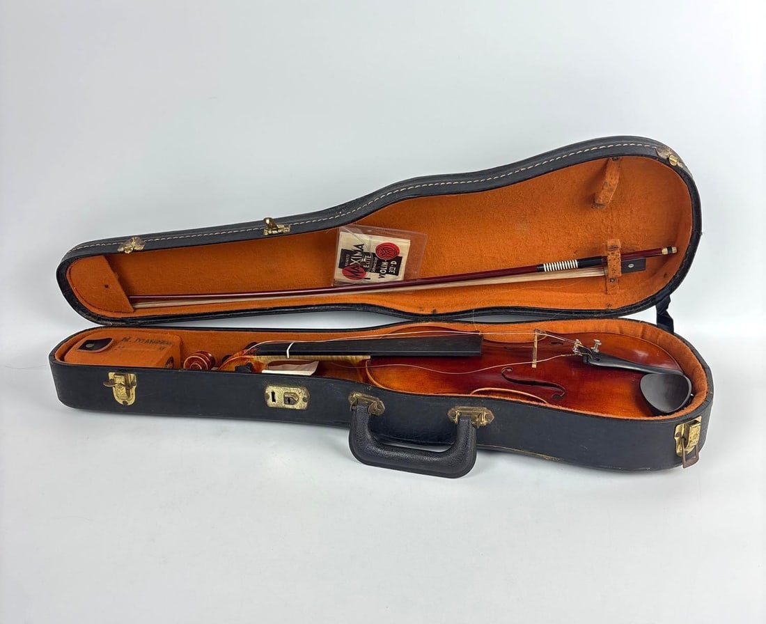 A. SCHROETTER VINTAGE GERMAN VIOLIN AND BOW (1 of 11)