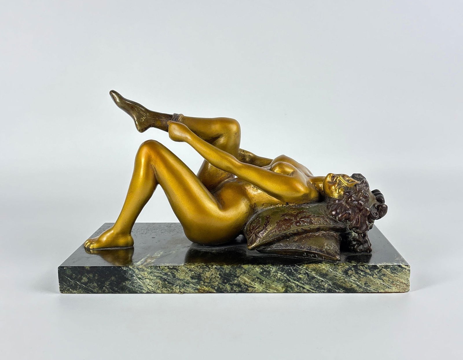 LOUIS CHALON VIENNA BRONZE RECUMBENT FEMALE NUDE ON MARBLE SIGNED (1 of 9)