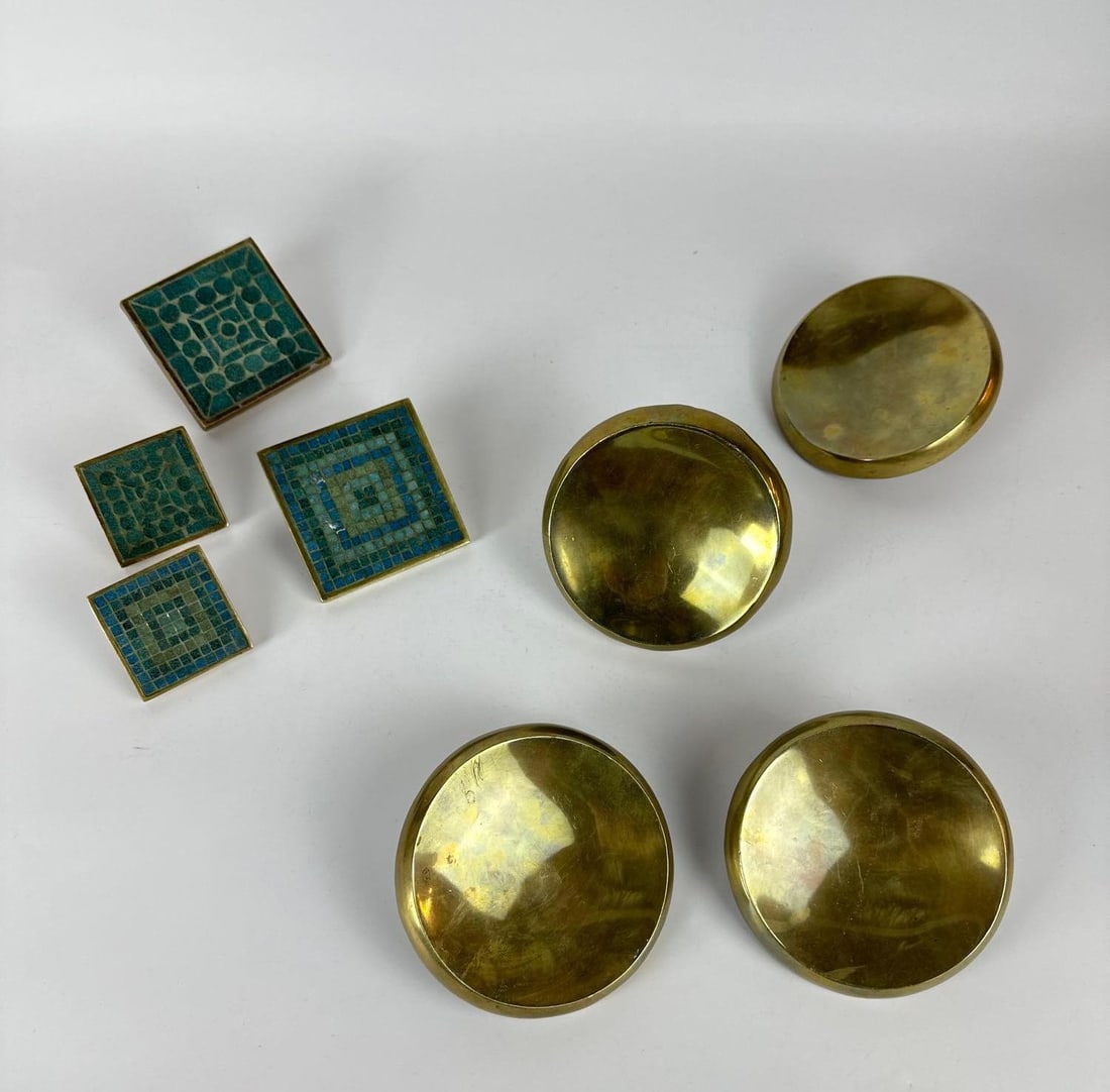 ASSORTED VINTAGE SUPERSIZE BRASS AND STONE MOSAIC DECORATIVE CABINET KNOBS (SET OF 8) (1 of 6)
