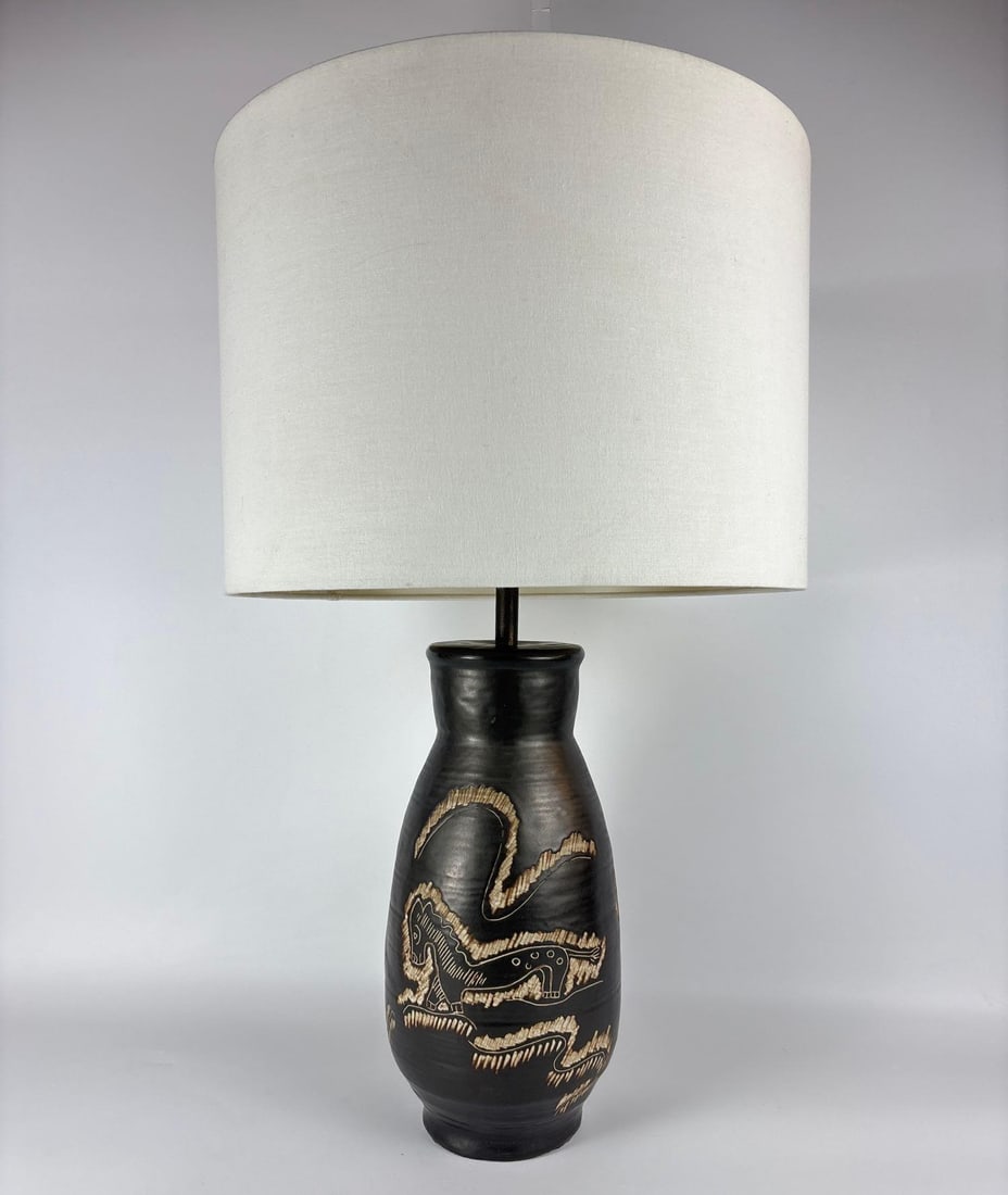 MARIANNA VON ALLESCH CERAMIC TABLE LAMP (1 of 11)