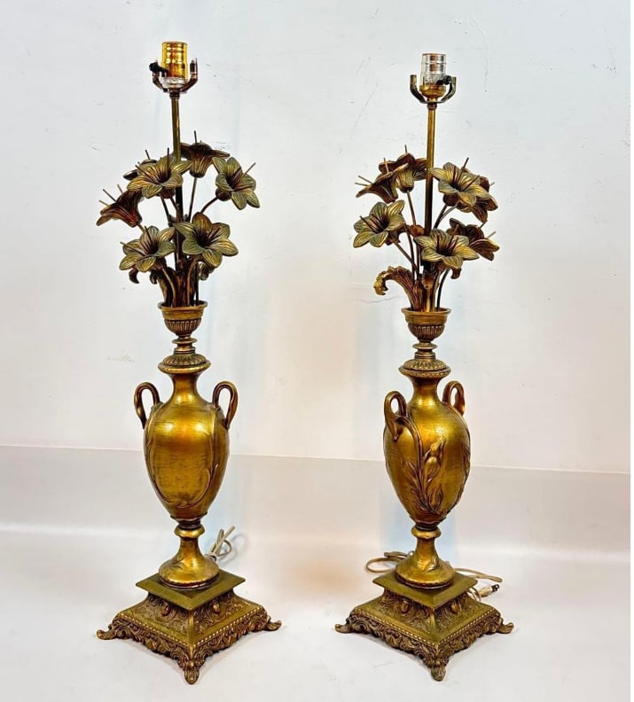 PAIR NEOCLASSICAL GILT BRASS URN TABLE LAMPS (1 of 11)
