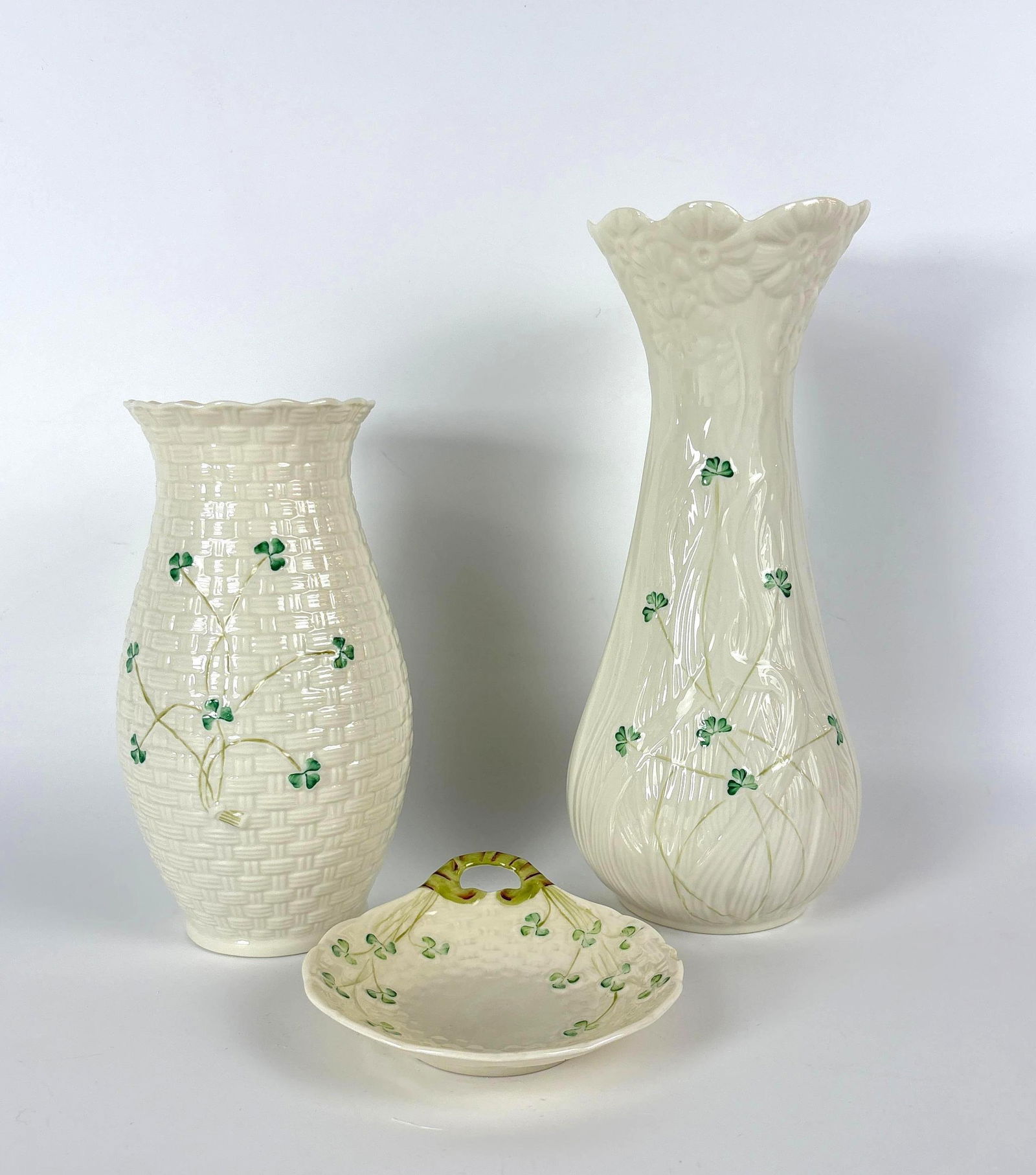 BELLEEK IRELAND SHAMROCK PORCELAIN LOT (1 of 9)