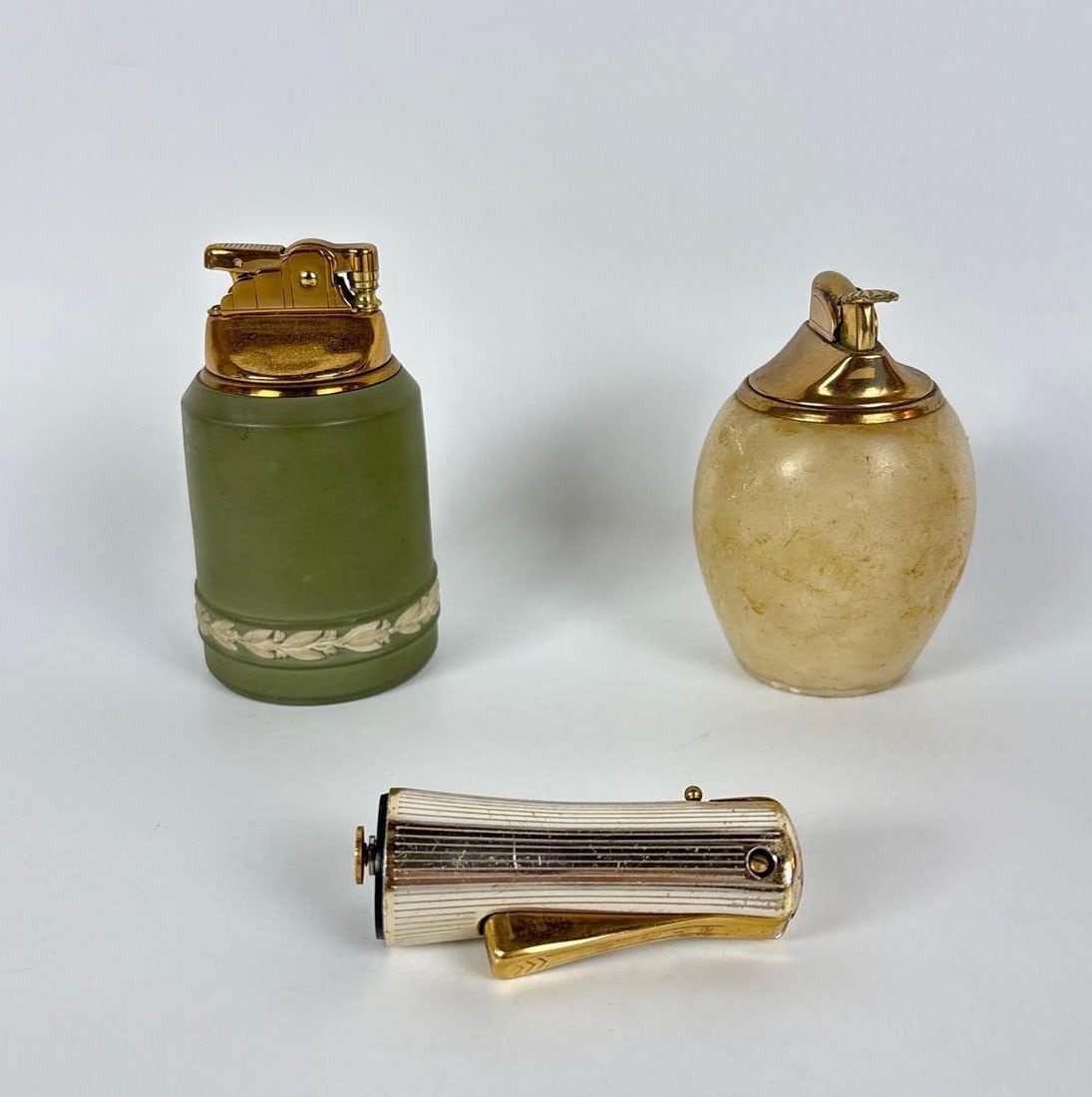 VINTAGE TABLE LIGHTER LOT WEDGWOOD JASPERWARE RONSON AND EVANS (1 of 10)