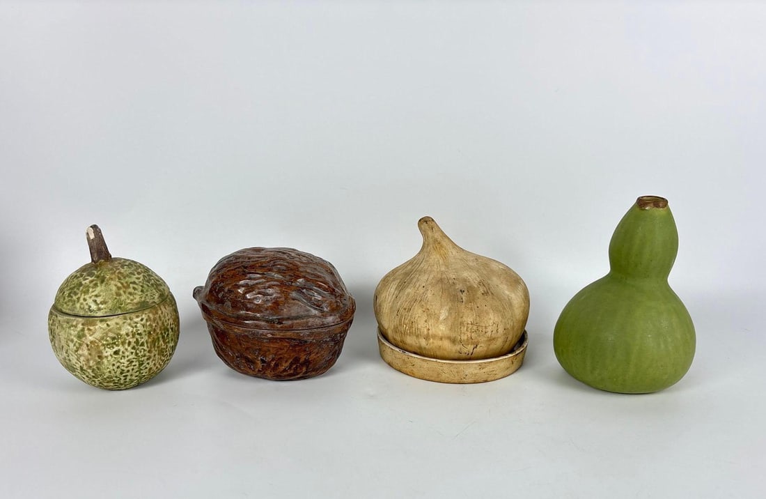 COLLECTION OF FOUR FIGURAL CERAMIC VEGETABLE VESSELS incl. GANZ (1 of 10)