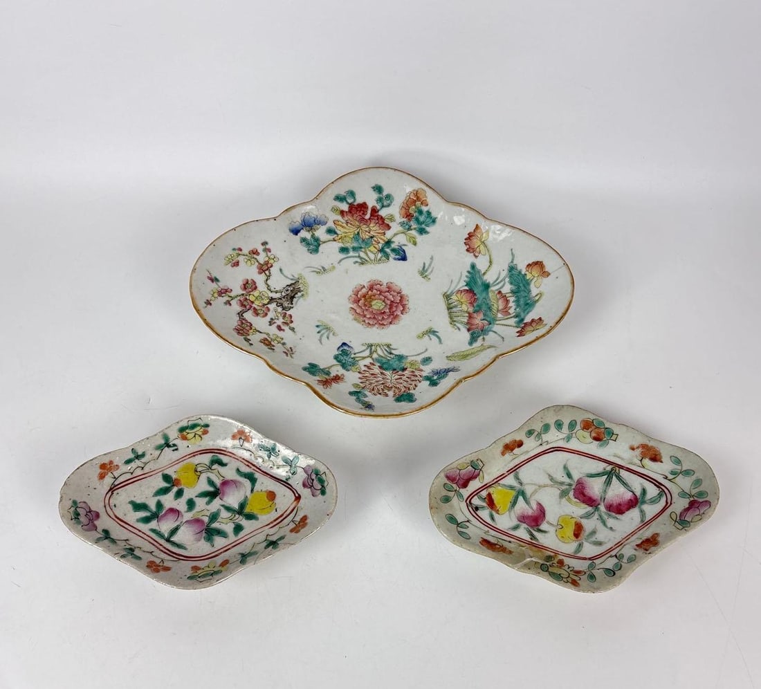CHINESE FAMILLE ROSE ROOTED DISHES (1 of 7)