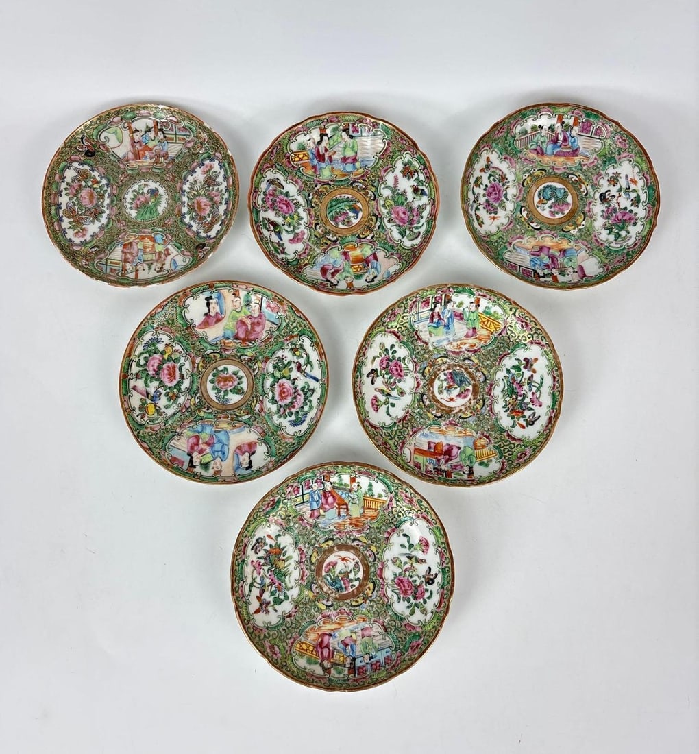 CHINESE FAMILLE ROSE PORCELAIN SMALL PLATES SET OF 6 (1 of 6)