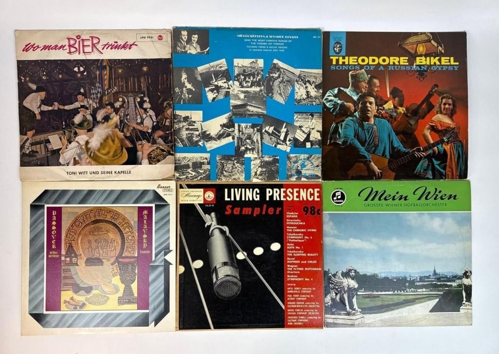 VINTAGE INTERNATIONAL AND WORLD MUSIC VINYL RECORD LOT THEODORE BIKEL TONI WITT (1 of 2)