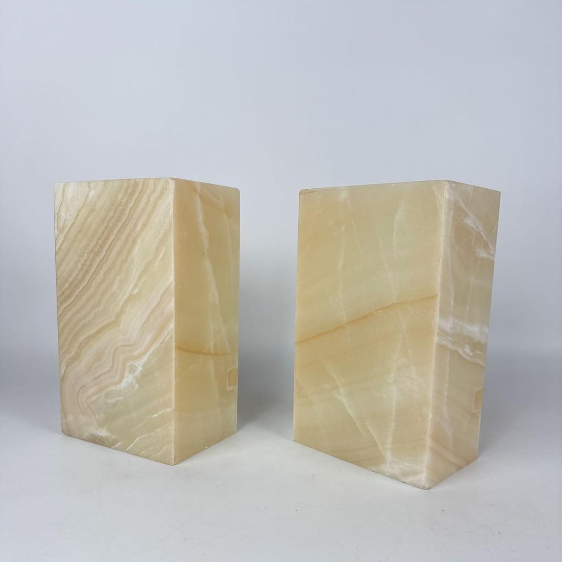 MID-CENTURY ONYX RECTANGULAR WALL SCONCES (1 of 11)
