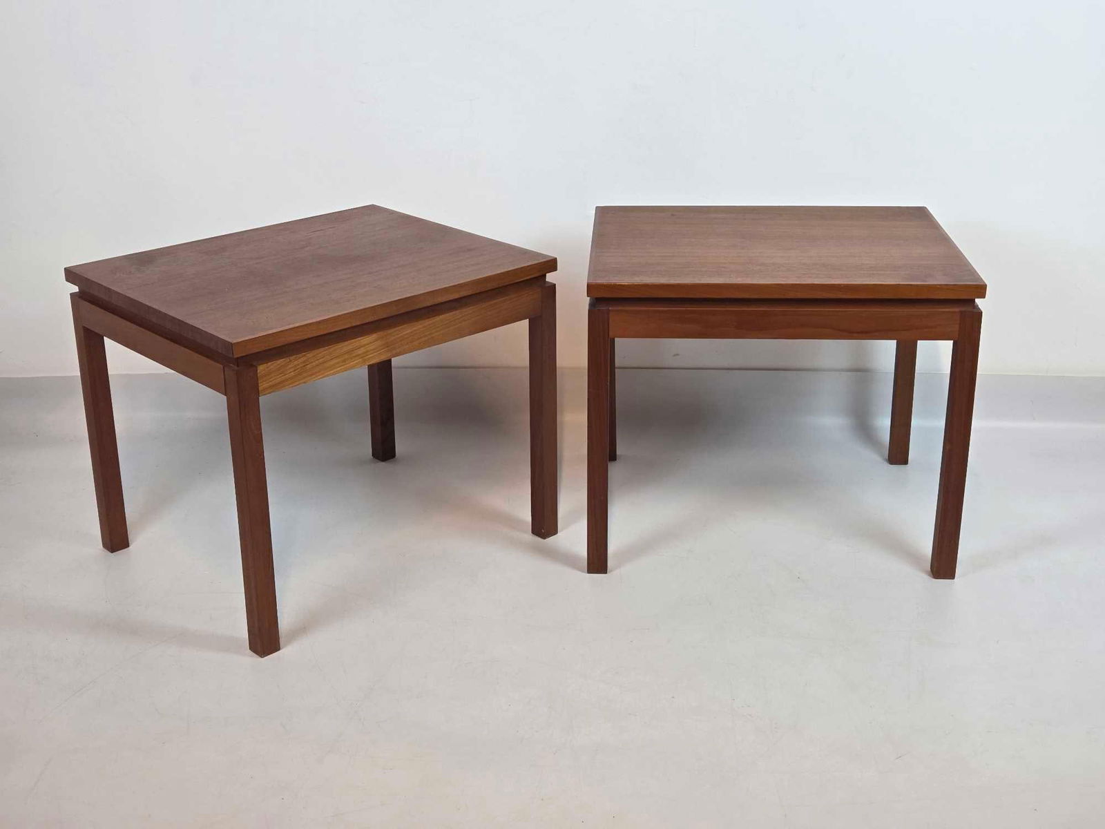 PAIR OF VINTAGE "FABIAN" TEAK SIDE TABLES (1 of 12)