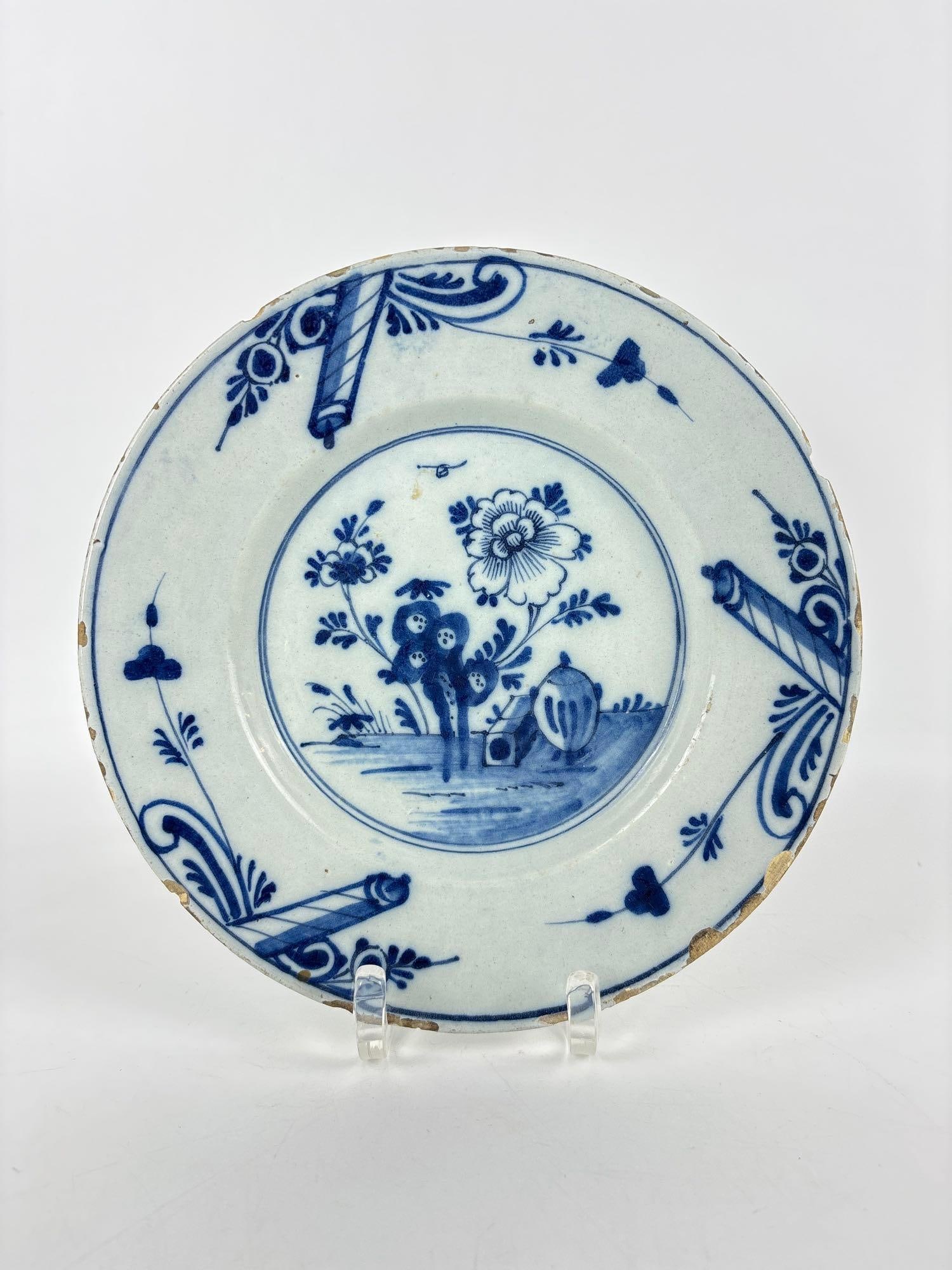 ANTIQUE DUTCH DELFT BLUE AND WHITE FLORAL PLATE (1 of 5)
