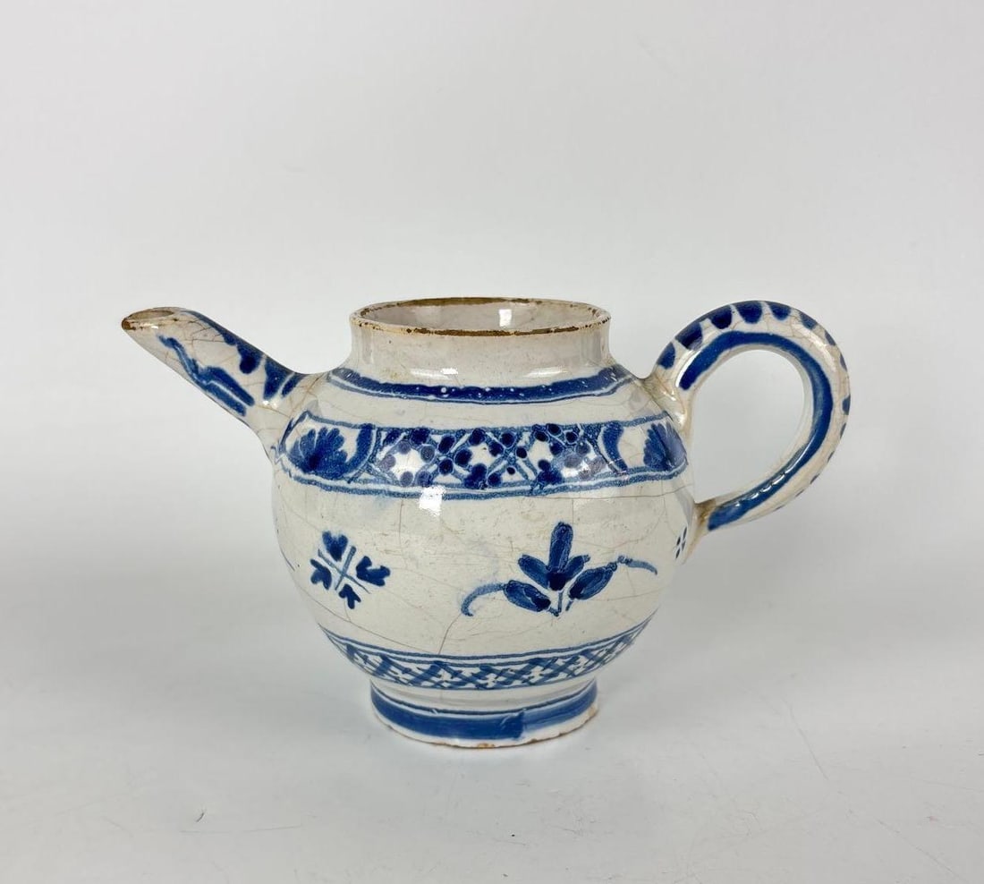 ANTIQUE DUTCH DELFT BLUE AND WHITE TEAPOT (1 of 6)