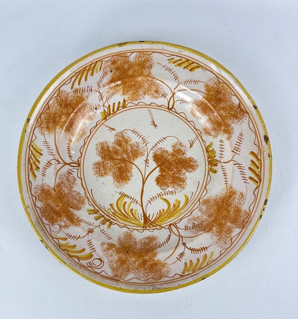 RARE TALAWARA SPAIN FAIENCE CHARGER MUSTARD BORDER SPONGE DECORATED (1 of 6)