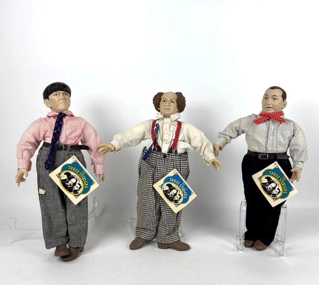 VINTAGE THE THREE STOOGES DOLLS (1 of 9)