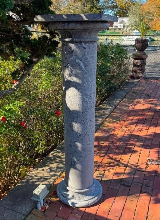 GIANT 58" DECORATIVE CAST STONE OUTDOOR GARDEN PEDESTAL COLUMN (1 of 7)