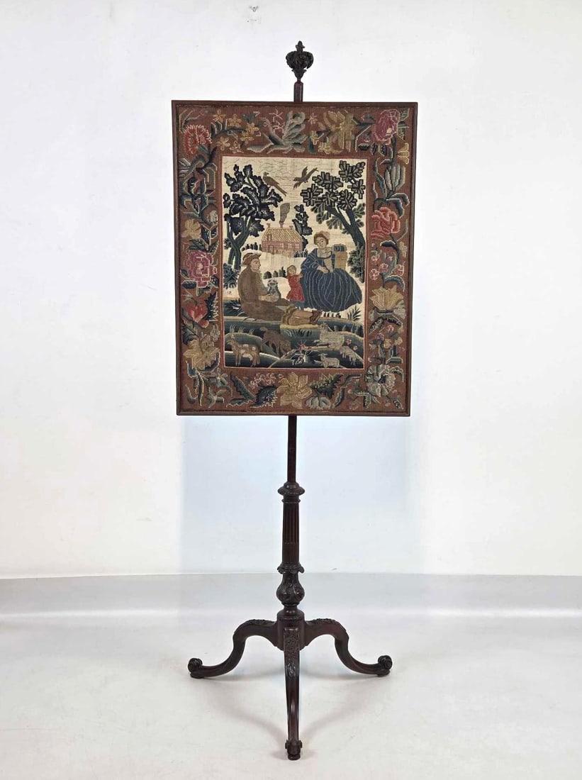 18TH/19TH CENTURY CARVED MAHOGANY POLE/FIRE SCREEN (1 of 19)