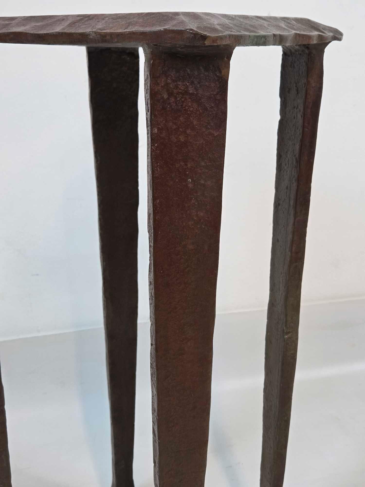 ROBERT FERRARONI BRUTALIST SQUARE SOLID RED BRONZE STAND - 7