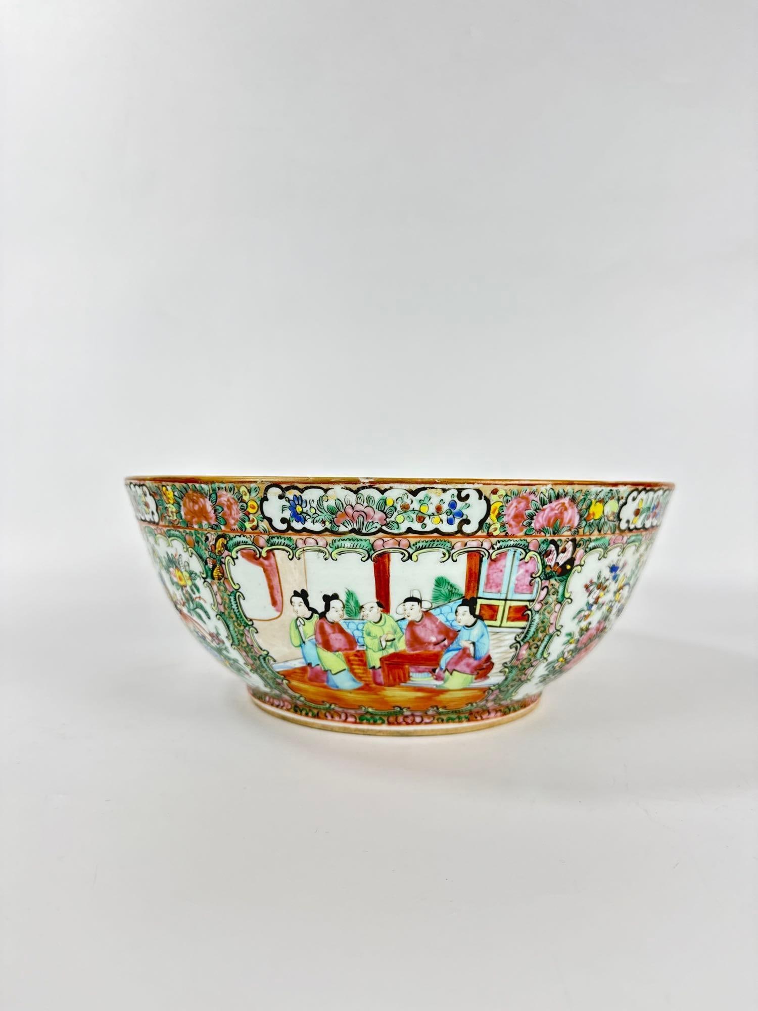 ANTIQUE CHINESE EXPORT ROSE MEDALLION PORCELAIN PUNCH BOWL (1 of 13)