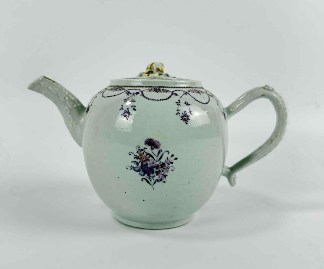 18TH CENTURY HAND PAINTED ROCOCO STYLE PORCELAIN TEAPOT (1 of 8)