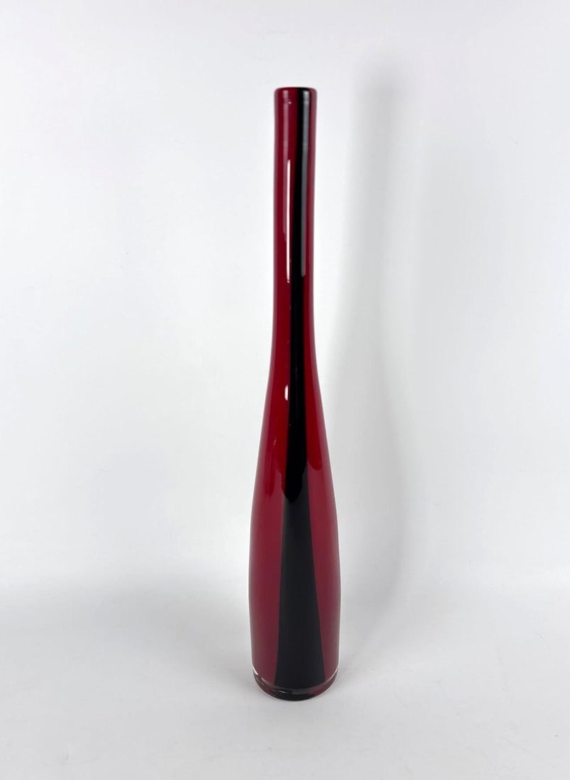IMPRESSIVE VINTAGE MURANO OXBLOD RED STRIPED BOTTLE VASE - 2