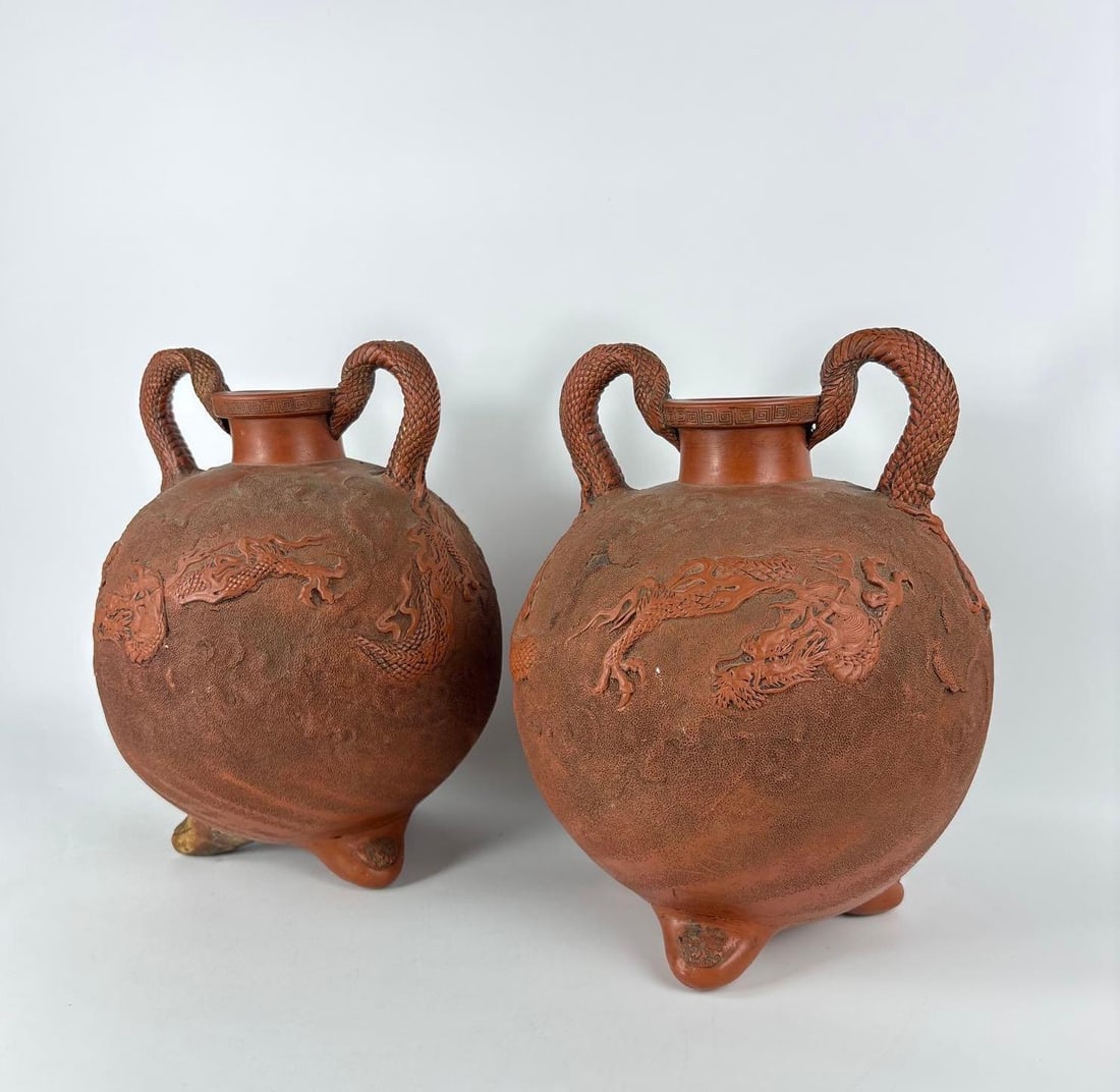PAIR OF JAPANESE TOKONAME REDWARE DRAGON POTTERY VASES (1 of 8)