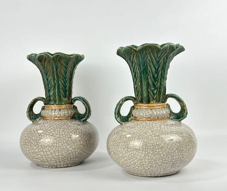 VINTAGE CHINESE GE-STYLE CRACKLE GLAZE VASES IN STYLE OF WEDGWOOD OR MAJOLICA (1 of 9)