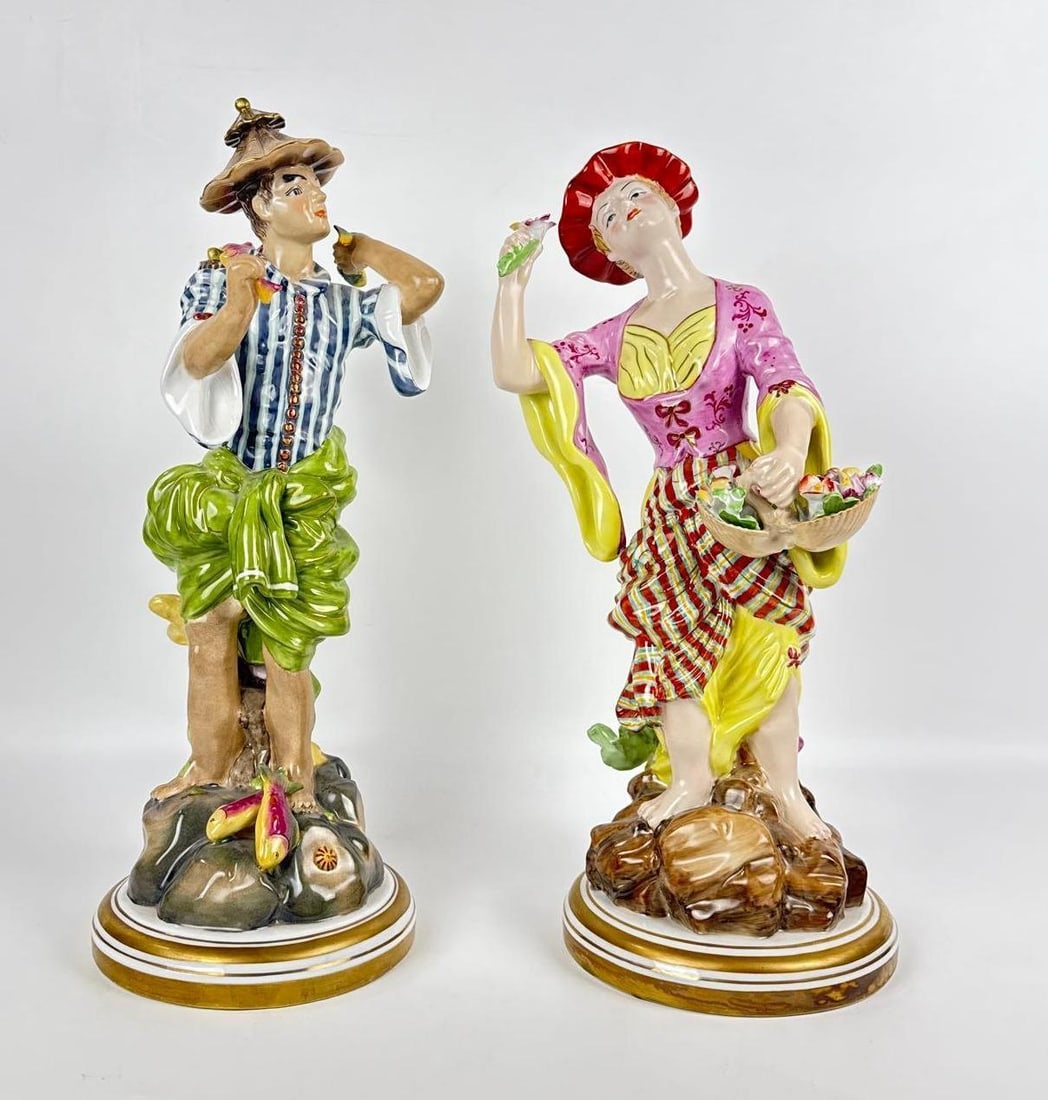 CHELSEA HOUSE ITALIAN STYLE PORCELAIN FIGURINES (1 of 7)