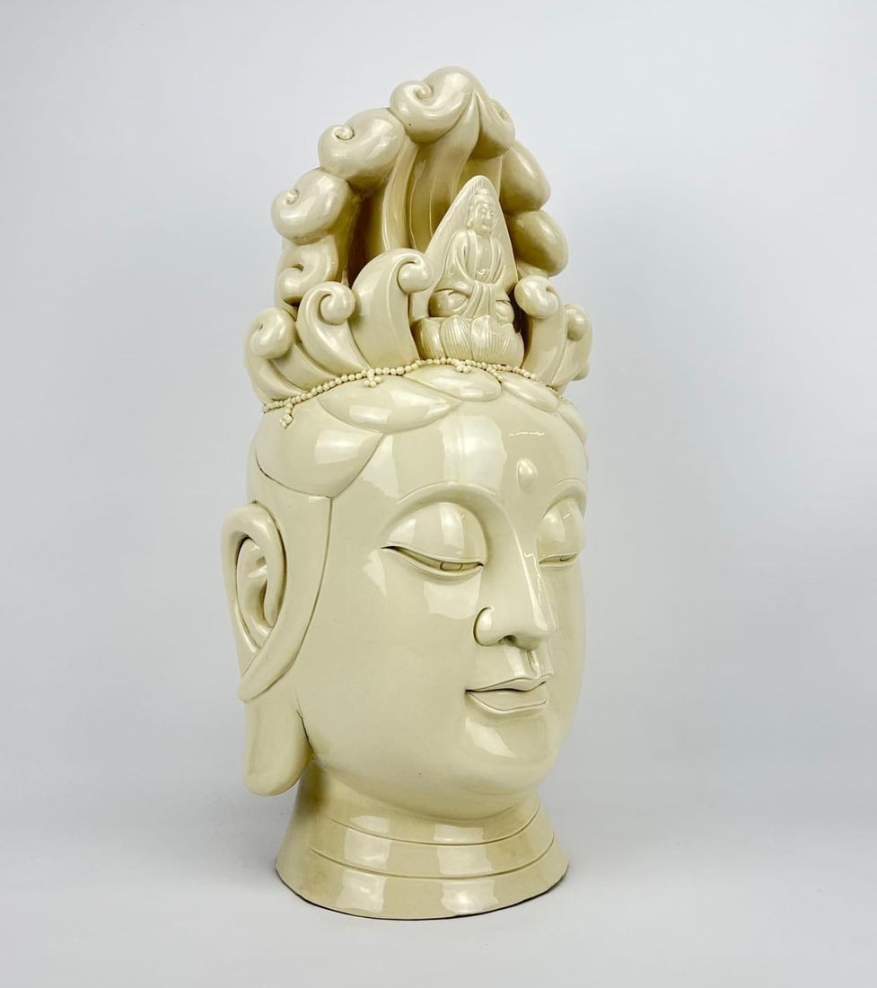 LARGE CHINESE BLANC DE CHINE PORCELAIN HEAD OF GUANYIN (1 of 15)
