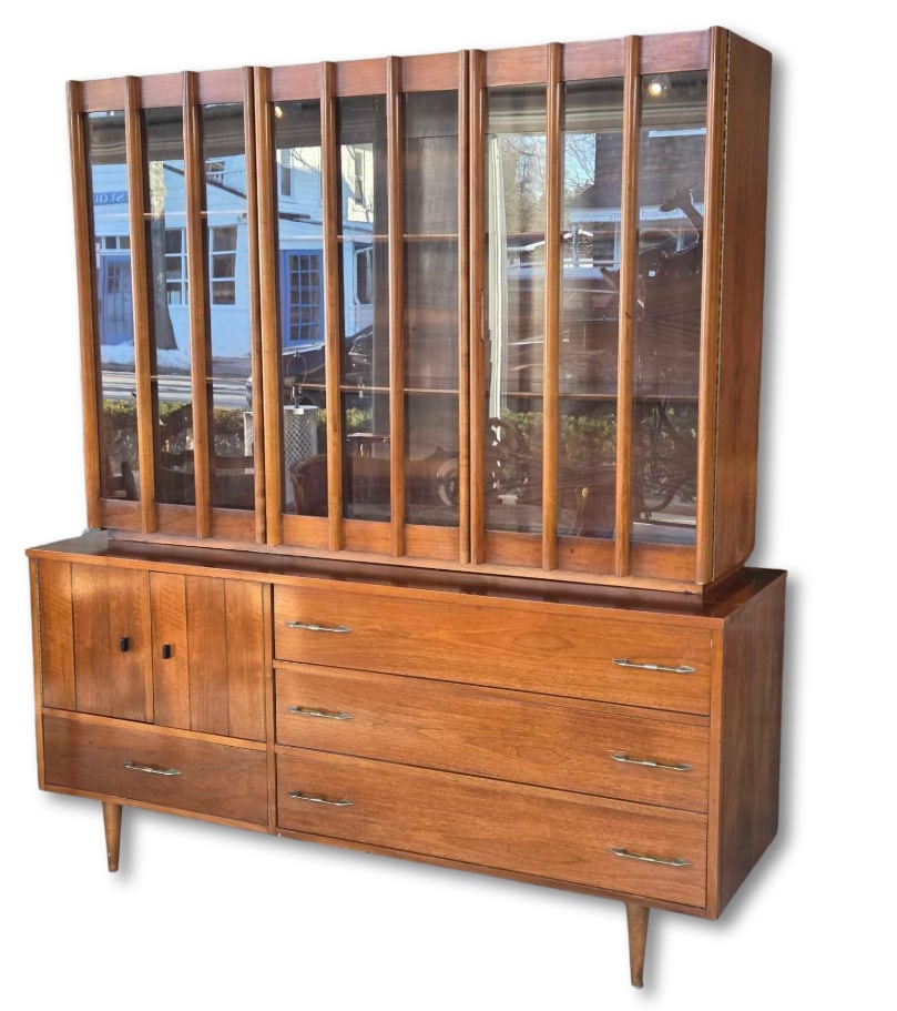 MID CENTURY WALNUT TWO PART HUTCH DISPLAY CABINET WITH GLASS DOORS (1 of 18)