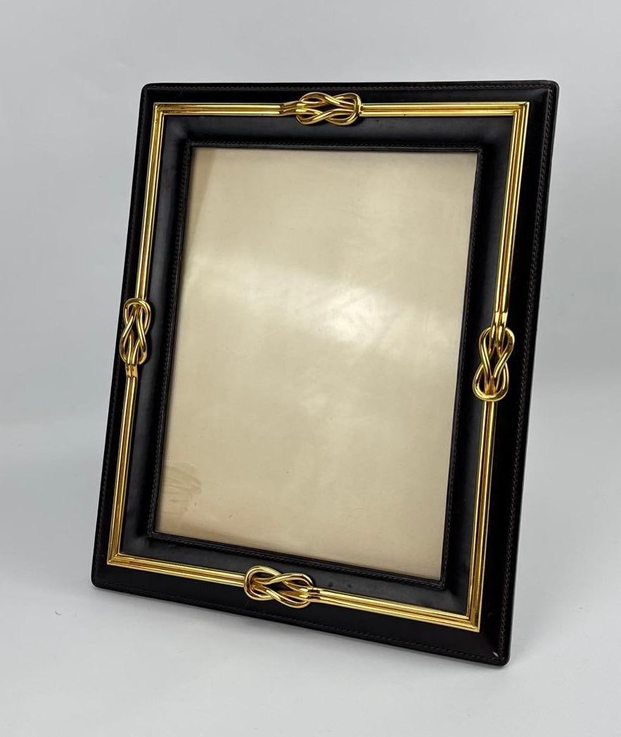 GUCCI VINTAGE ITALIAN BLACK LEATHER AND GILT METAL KNOT PICTURE FRAME (1 of 12)