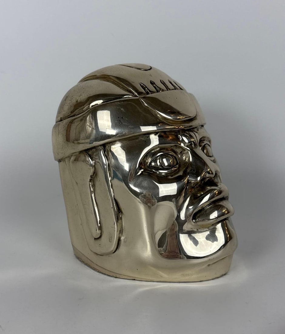 D'ARGENTA MEXICO SILVER PLATED AZTEC WARRIOR HEAD SCULPTURE 6" FIGURINE (1 of 8)