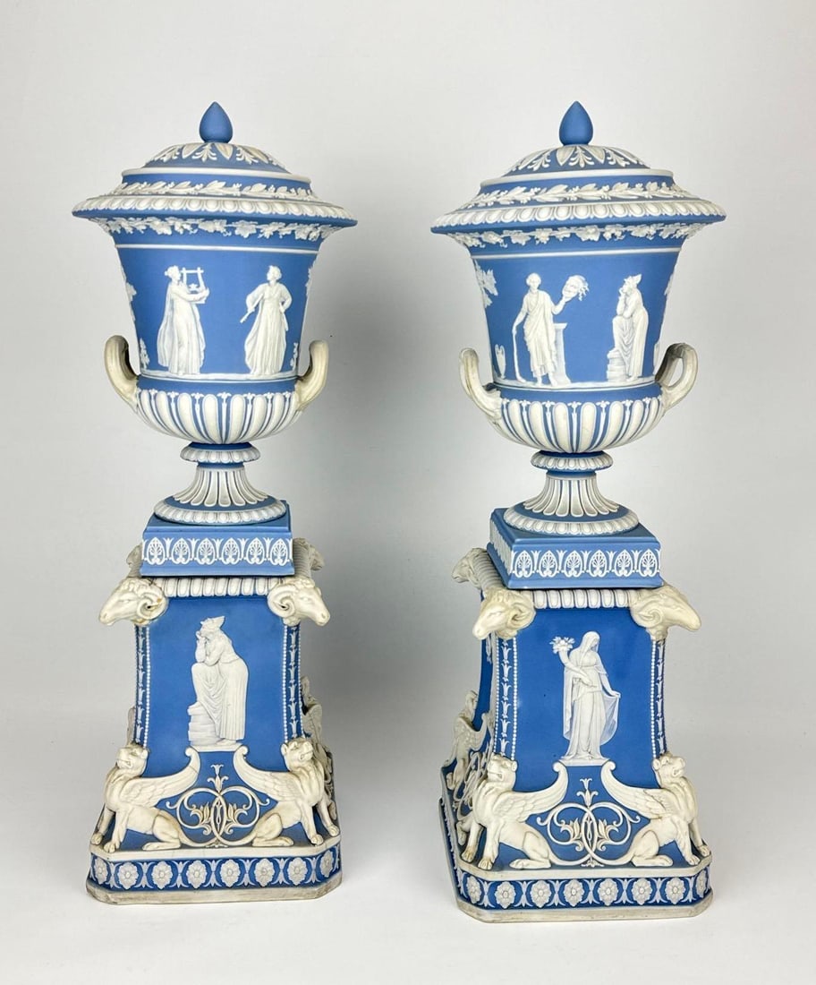 PAIR OF ANTIQUE 19th CENTURY WEDGWOOD BLUE JASPERWARE COVERED URNS ON PEDESTAL STANDS (1 of 20)