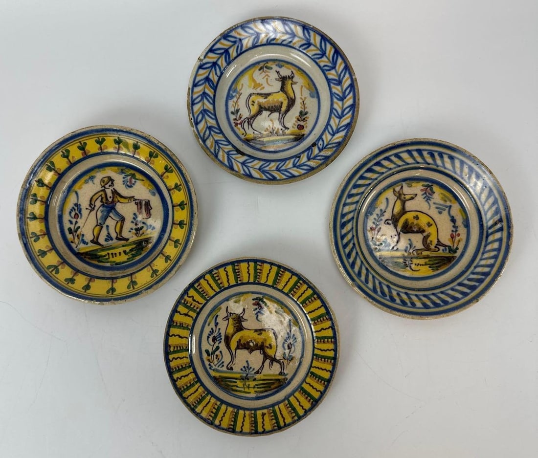 SET OF 4 ANTIQUE SPANISH FAJALAUZA LEBRILLO POTTERY PLATES (1 of 7)