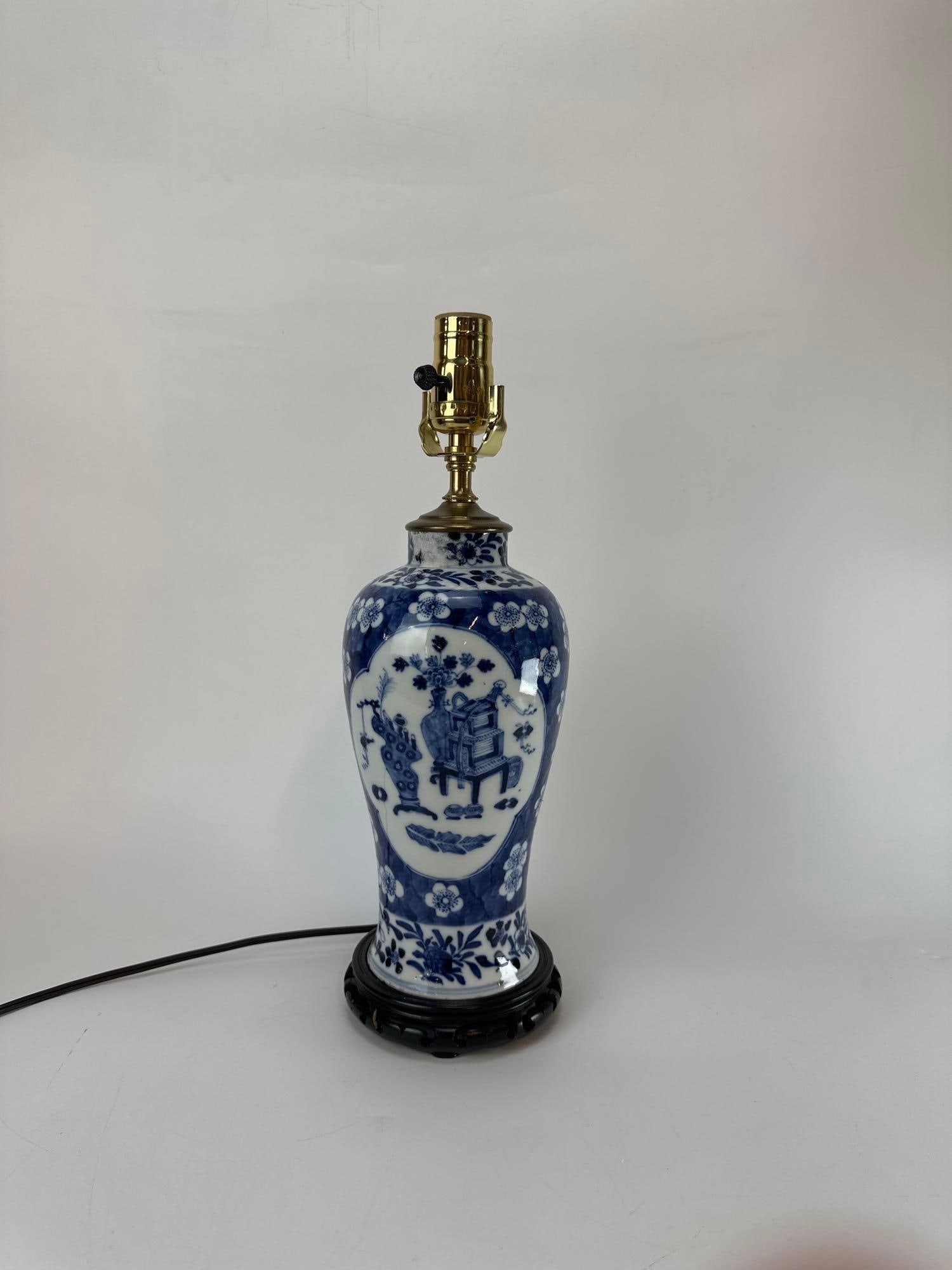 CHINESE WHITE AND BLUE PORCELAIN TABLE LAMP: Dimensions: 6”x6”x16” NR Approximate Dimensions: Artist or Maker: Unknown Provenance: From a New York Collector Notes: