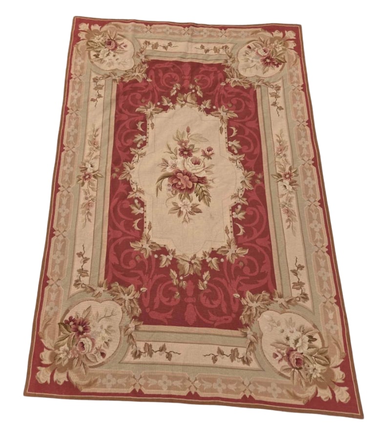 VINTAGE FRENCH AUBUSSON FLORAL WOOL NEEDLEPOINT RUG, 8’-11?? X 5’-11: Vintage French style flat-woven Aubusson needlepoint carpet displaying a prominent central rose bouquet medallion inside a shaped cream cartouche, surrounded by neoclassical acanthus leaf scrolls on a