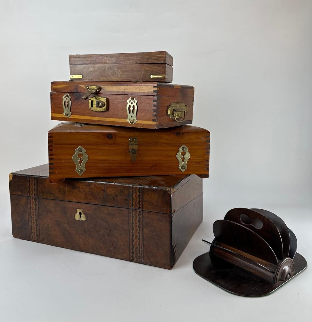 COLLECTION OF VINTAGE WOODEN BOXES AND DESK ACCESSORIES (1 of 16)