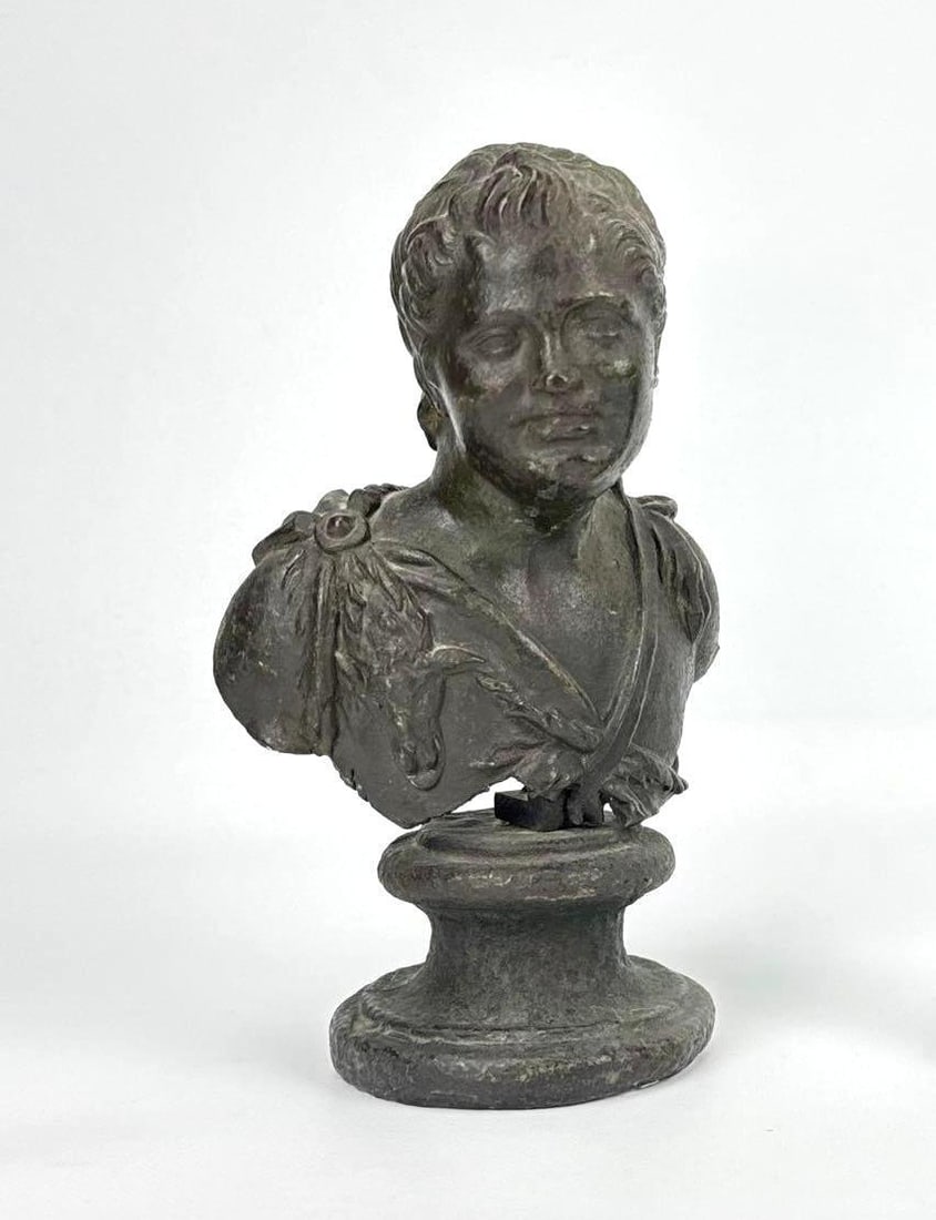 ANTIQUE GRAND TOUR BRONZE BUST OF A ROMAN EMPEROR (1 of 9)