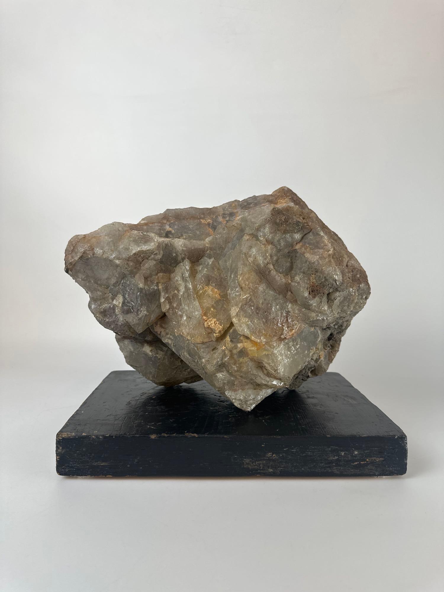 LARGE NATURAL SMOKY QUARTZ SPECIMEN ON WOODEN BASE (1 of 7)