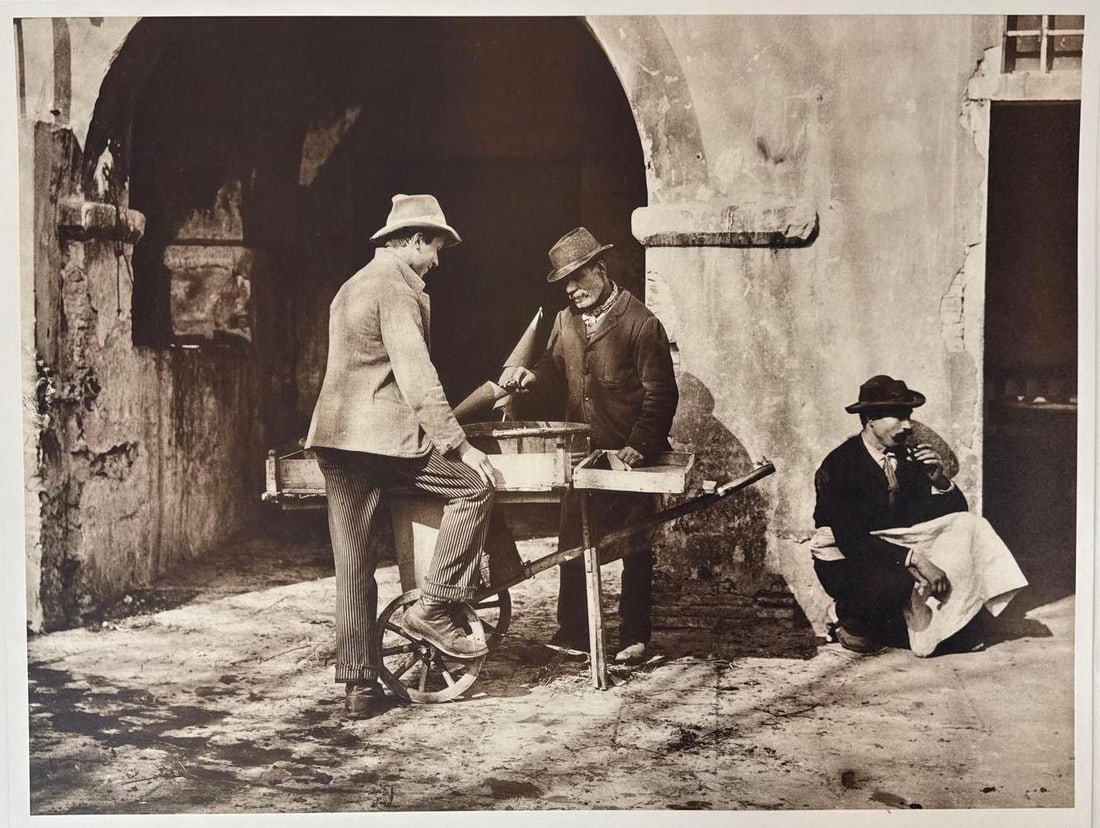 GIACOMO BROGI FIRENZE "VENDITORE DI LUPINI" COLLOTYPE PRINT printed by Fratelli Alinari in 1984: *Large scale Italian collotype print titled "Venditore di lupini" (Lupin Seller) after Giacomo Brogi, published by Fratelli Alinari in Florence, May 1984. Approximate Dimensions: 14” x 1