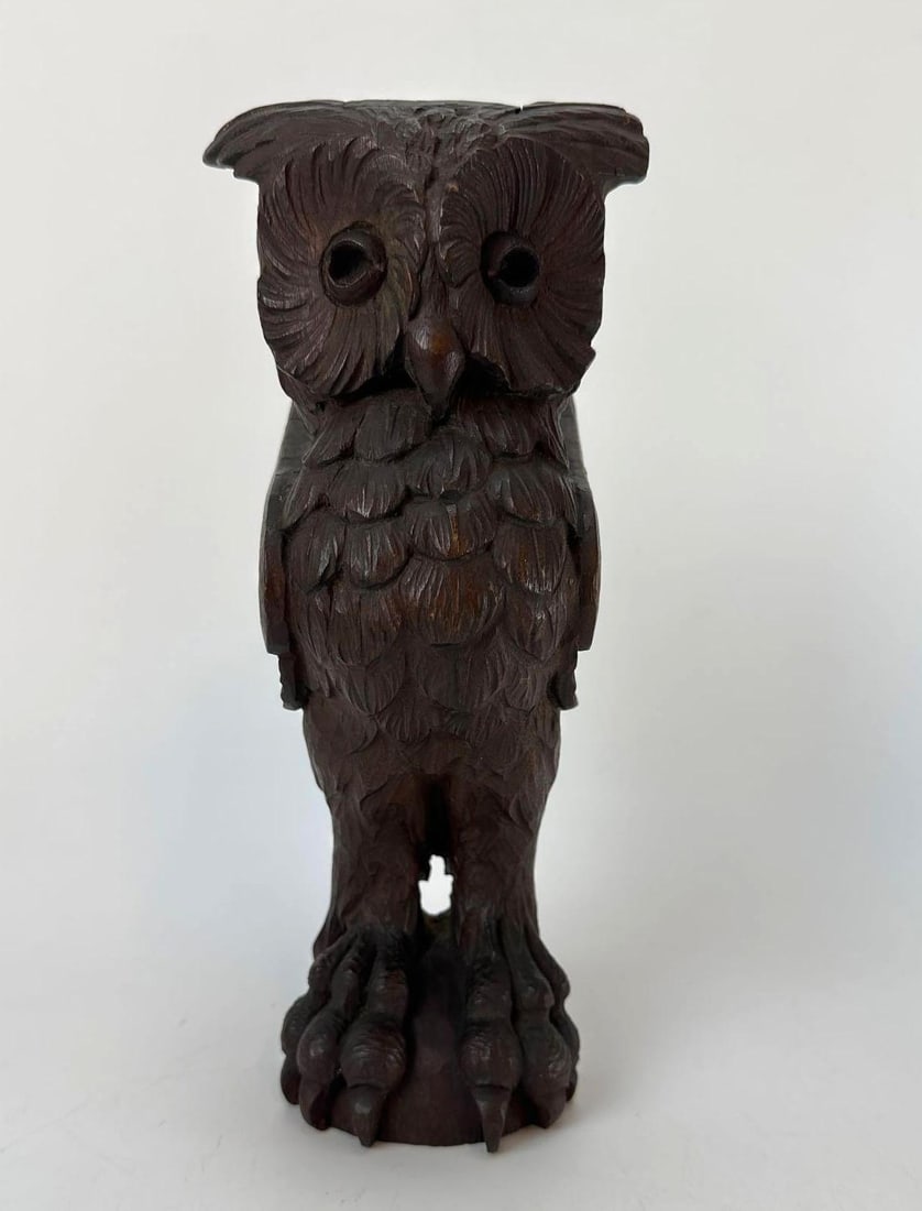 ANTIQUE GERMAN BLACK FOREST HAND CARVED WOODEN OWL SCULPTURE (1 of 8)