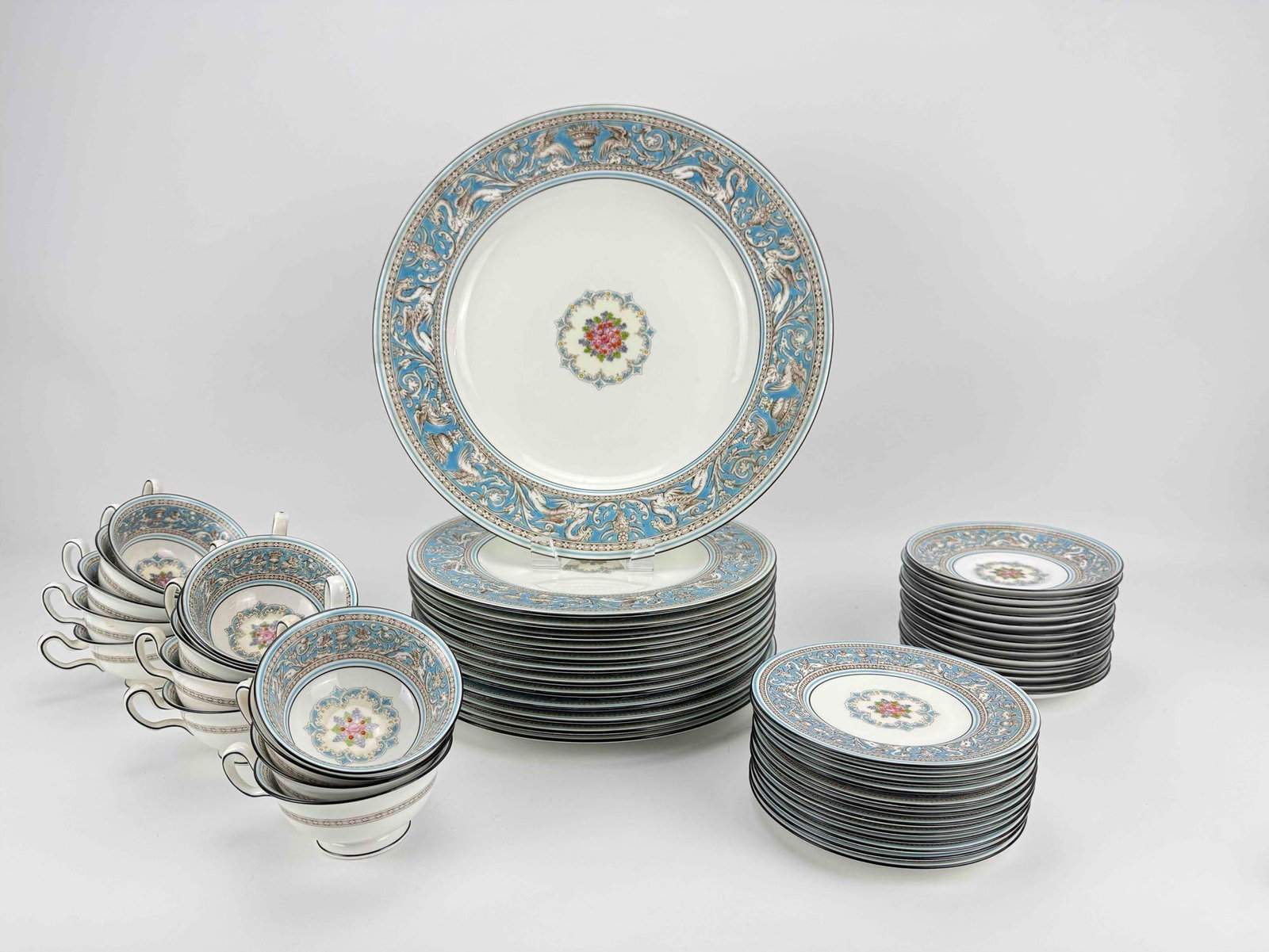 WEDGWOOD FLORENTINE TURQUOISE BONE CHINA SET, 51 PCS (1 of 12)