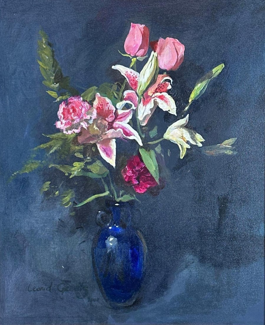 LEONID GERVITS SIGNED STILL LIFE OIL ON CANVAS PAINTING FLORAL BOUQUET IN BLUE VASE 2000: Contemporary impressionist oil on canvas still life composition. Approximate Dimensions: 24” x 20”; Frame 29” x 25” Artist or Maker: Leonid Gervits Provenance: From a New York 