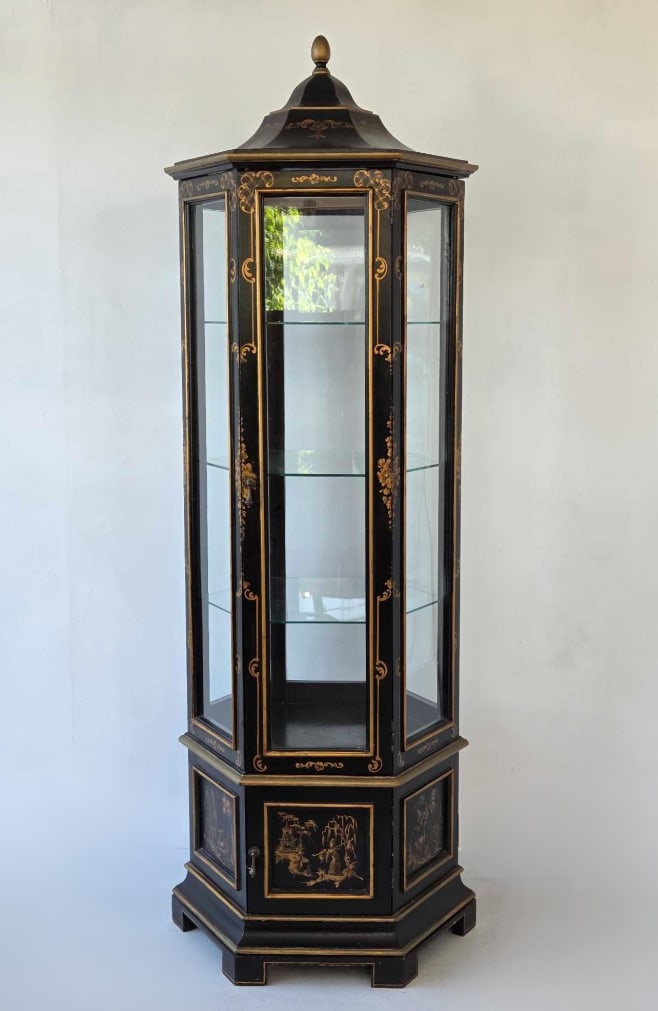 CHINOISERIE DECORATED HEXAGONAL VITRINE CABINET (1 of 11)