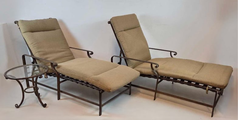 PAIR OF VINTAGE BROWN JORDAN ADJUSTABLE CHAISE LOUNGES WITH GLASS TOP SIDE TABLE (1 of 19)