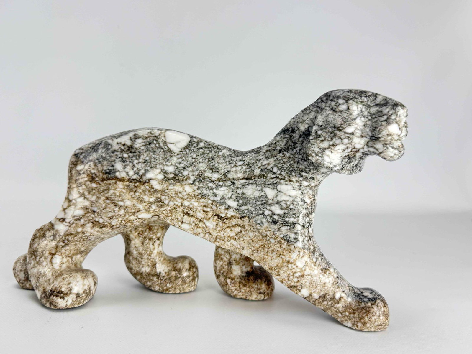 CARVED HARDSTONE STYLIZED PANTHER / COUGAR (1 of 11)