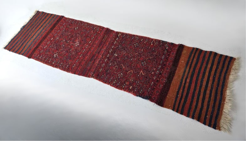 HAND WOVEN WOOL SADDLE BLANKET (1 of 13)