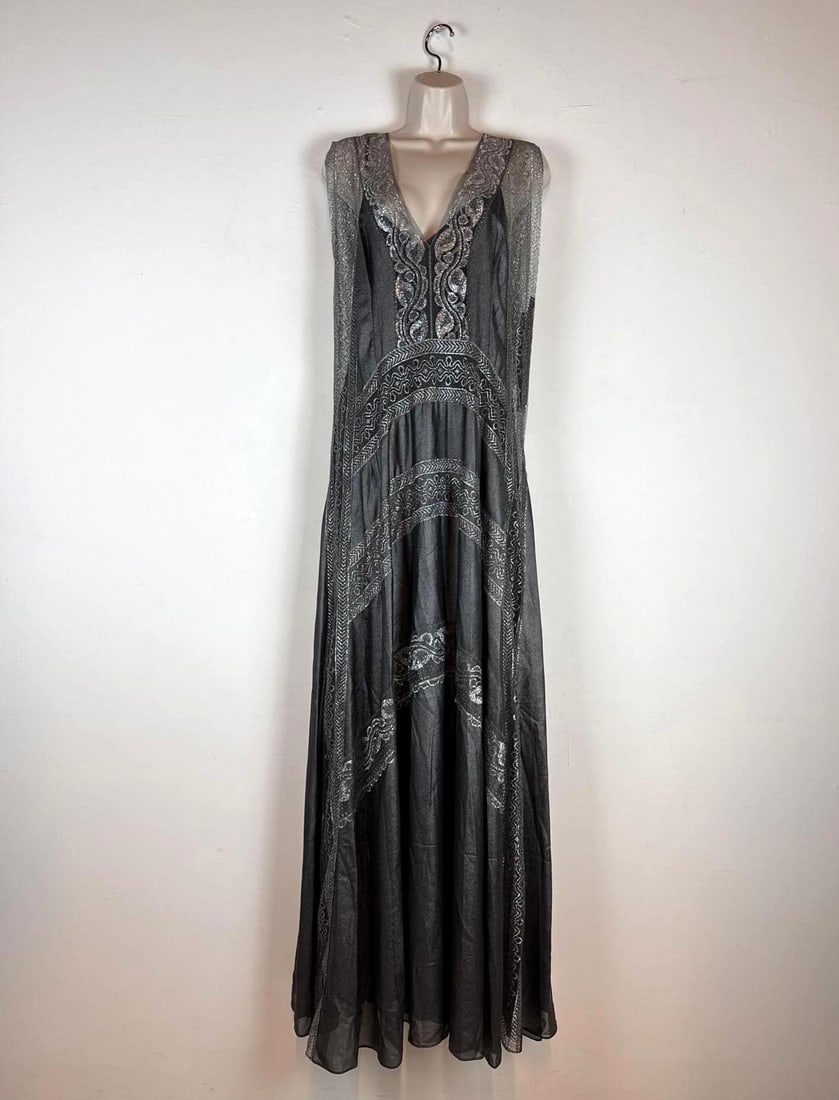 ALBERTA FERRETTI ITALIAN DESIGNER CHARCOAL METALLIC EMBELLISHED GOWN: A sleeveless, dark metallic charcoal grey gown with silver metallic embroidery trim, an intricate art deco style sequin bodice pattern, and a deep V-neckline. Original Retail: $3,100.00 Size: I-42 D-3