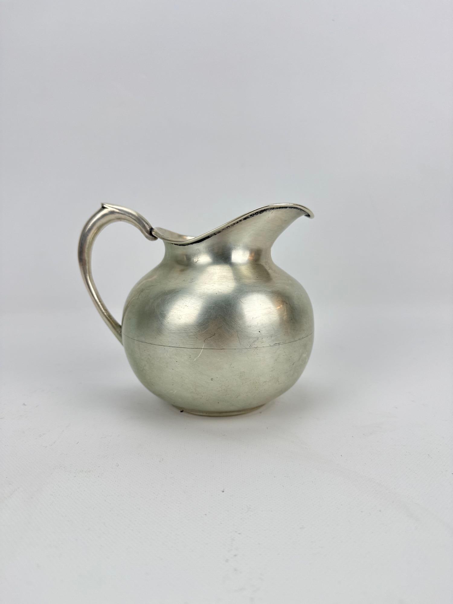 STERLING SILVER SQUAT WATER PITCHER (1 of 9)
