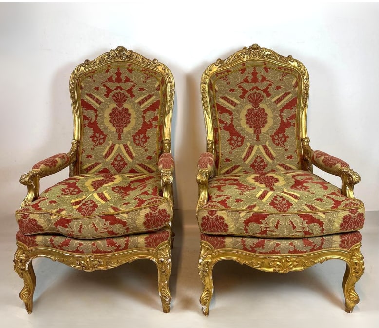 PAIR OF VINTAGE FRENCH LOUIS XV STYLE GILTWOOD ARMCHAIRS FAUTEUILS (1 of 10)