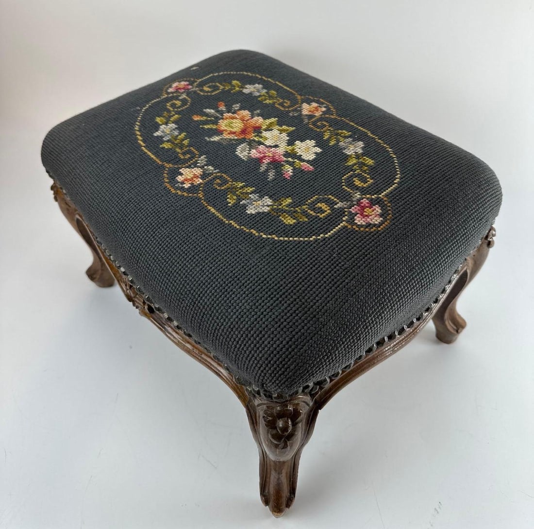 FRENCH LOUIS XV STYLE CARVED FOOTSTOOL WITH NEEDLEPOINT UPHOLSTERY (1 of 9)