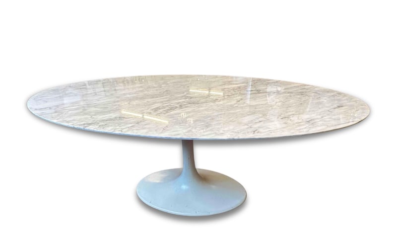 EERO SAARINEN FOR KNOLL OVAL TULIP DINING TABLE (1 of 15)